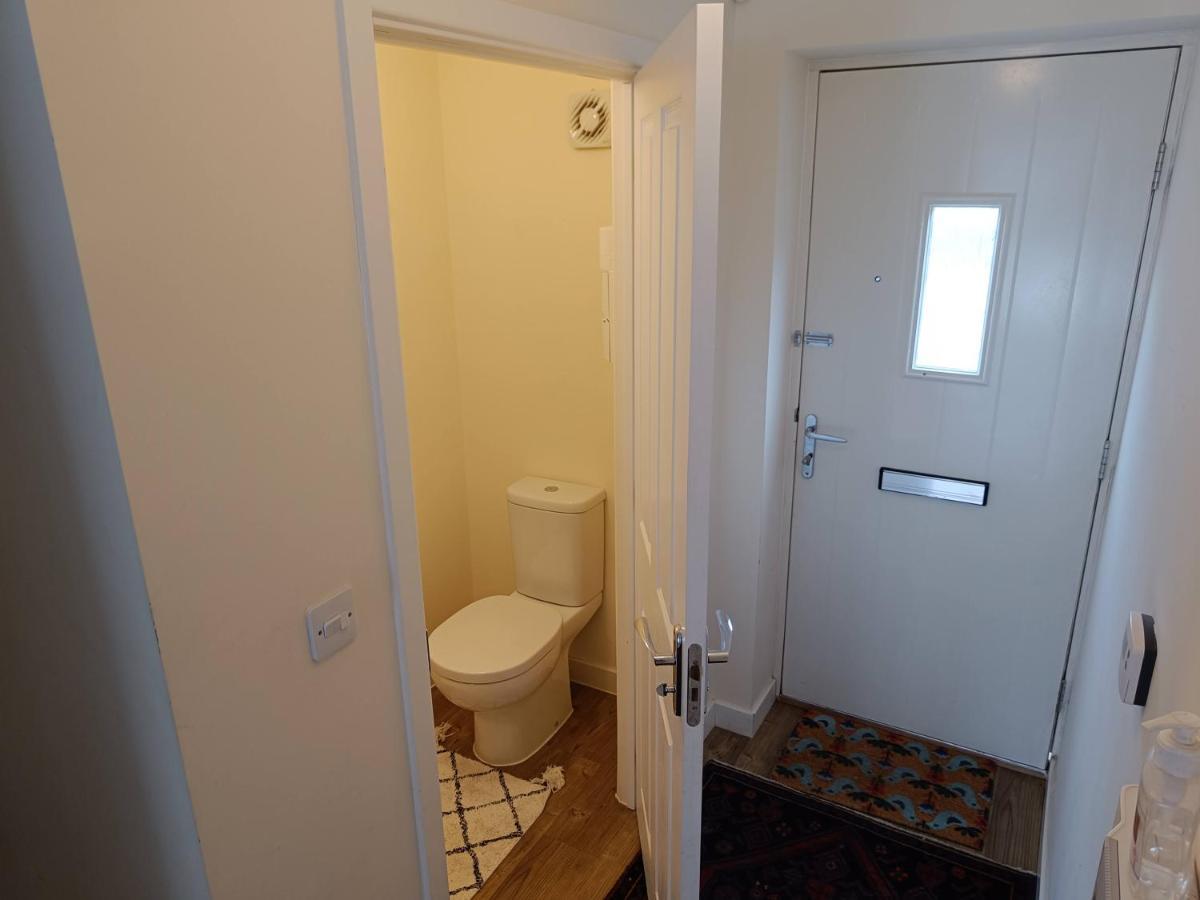 3 Bedroom Townhouse Near Bicester Village Exterior photo